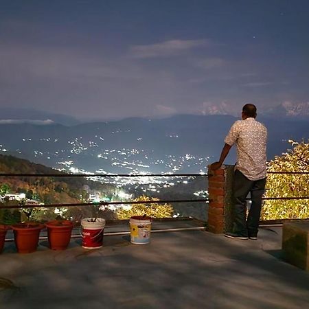 Golden Himalaya Homestay Kausani Buitenkant foto