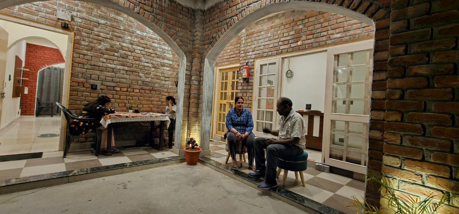 Golden Himalaya Homestay Kausani Buitenkant foto